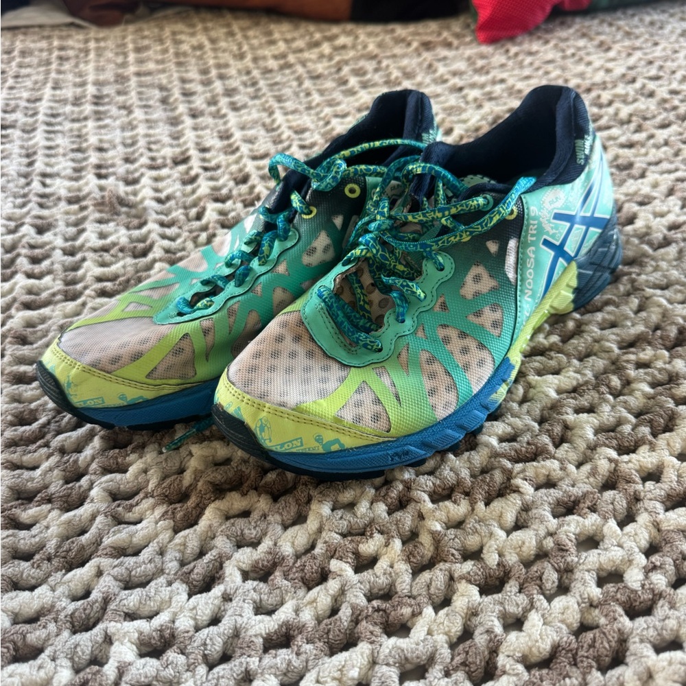 Asics Vibrant Green and Teal Sneakers